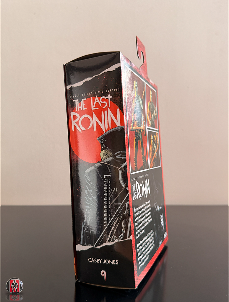 NECA TMNT El Último Ronin Ultimate Casey Jones 7"