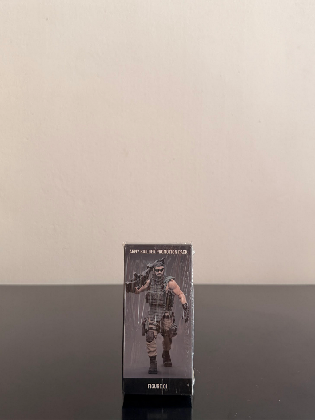JOYTOY Figura de acción 1/18 Paquete promocional anual Army Builder Figura 01 Modelo