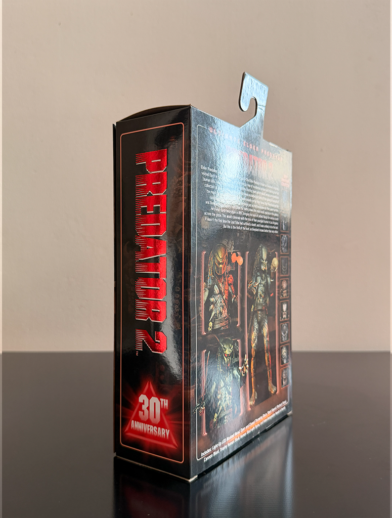NECA Predator 2 Ultimate Elder Ojos LED 7" 1:12