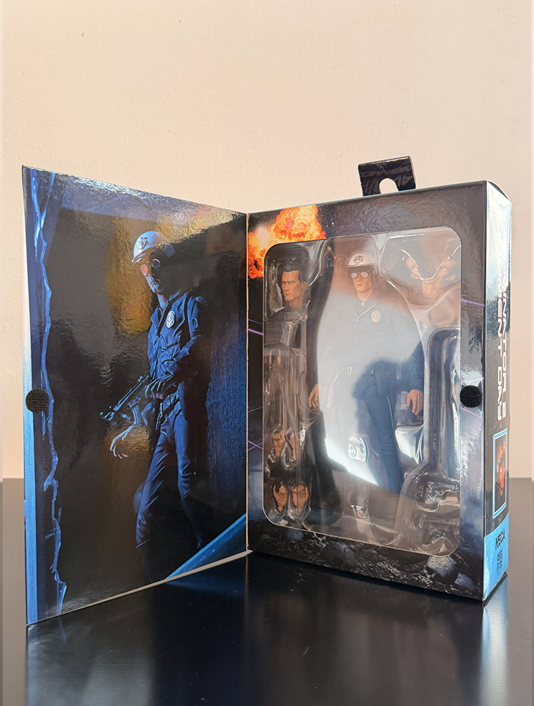 NECA - Figura de acción del policía en motocicleta T-1000 de Terminator 2 (T2)
