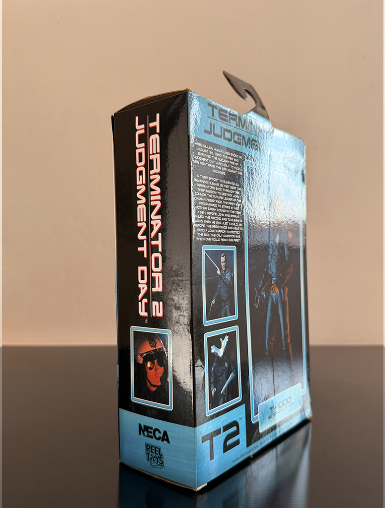 NECA - Figura de acción del policía en motocicleta T-1000 de Terminator 2 (T2)