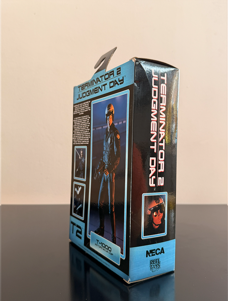 NECA - Figura de acción del policía en motocicleta T-1000 de Terminator 2 (T2)
