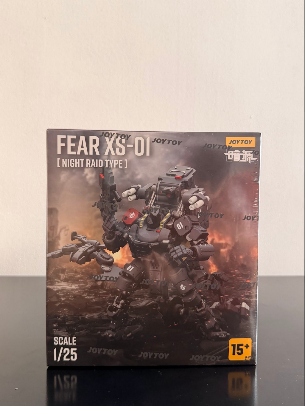 JoyToy 1/25 Battle for the Stars Fear XS-01 Night Raid Type Figura 13.6 cm