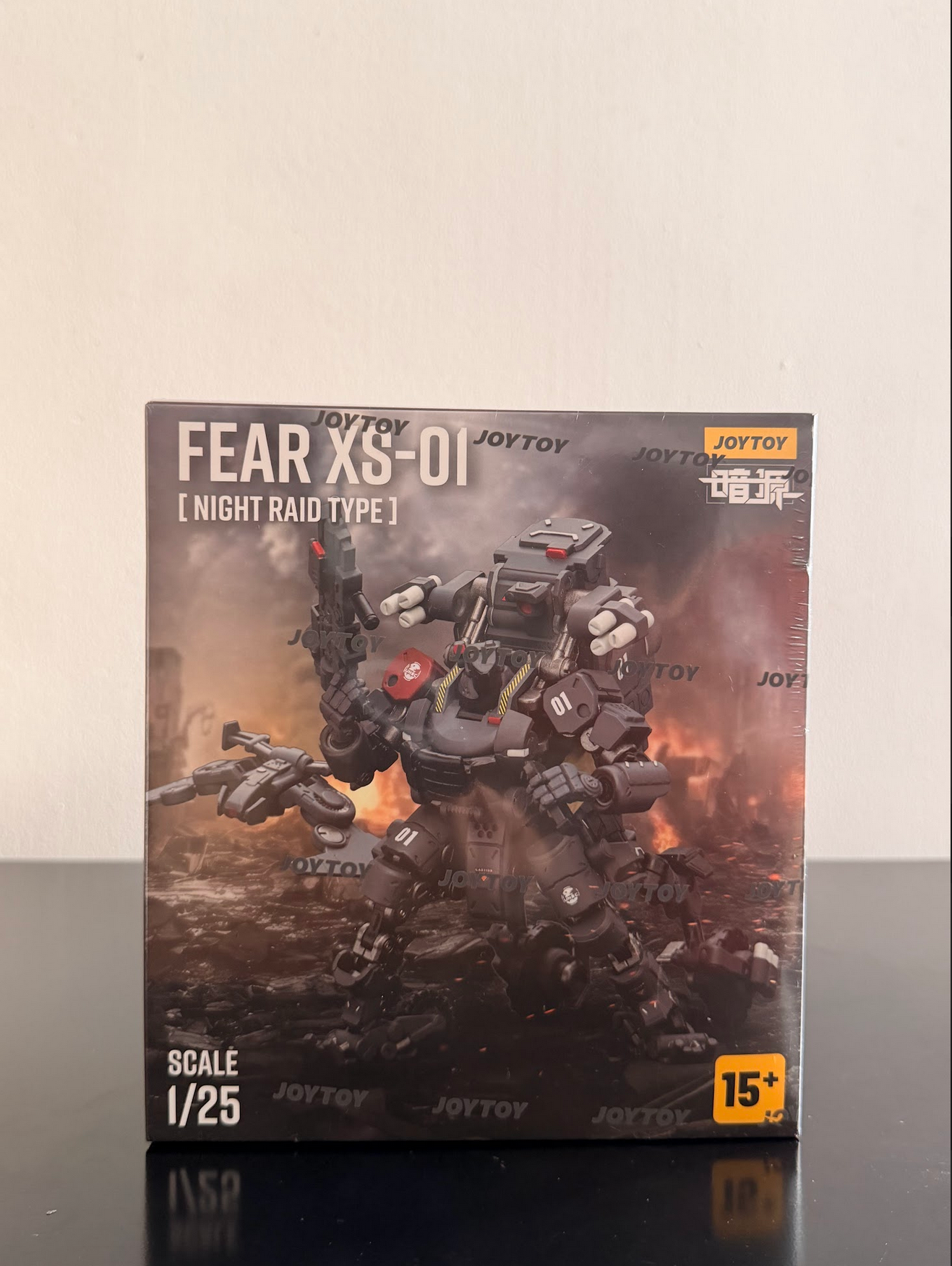 JoyToy 1/25 Battle for the Stars Fear XS-01 Night Raid Type Figura 13.6 cm