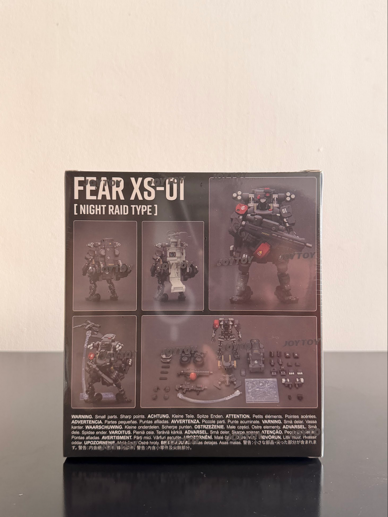 JoyToy 1/25 Battle for the Stars Fear XS-01 Night Raid Type Figura 13.6 cm