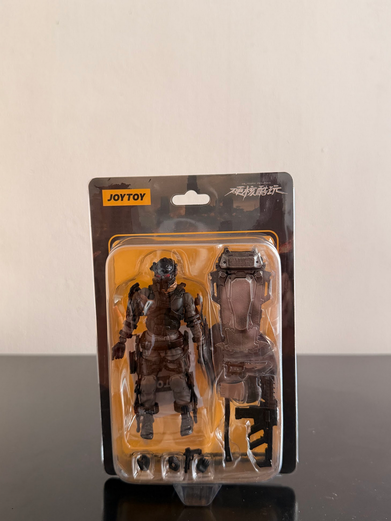 Military Figures Army Builder Figure 31 Bounty Hunter with Blast Shield 1/18 - JoyToy