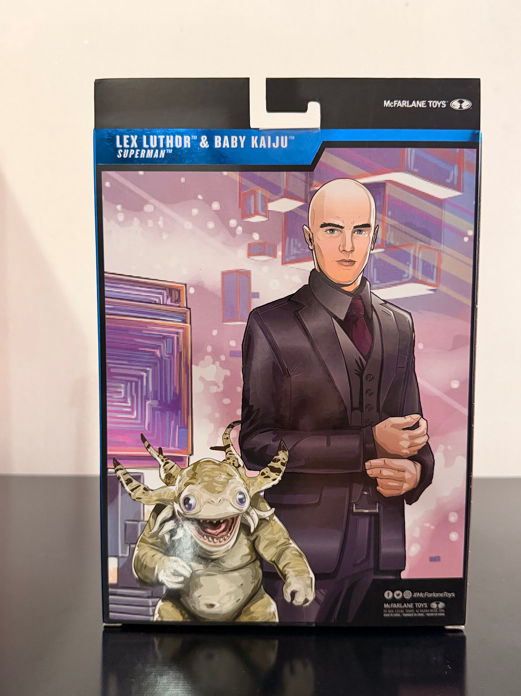 Superman (2025) DC Multiverse Lex Luthor y Baby Kaiju (Edición Cinematográfica Deluxe) Figura de Acción