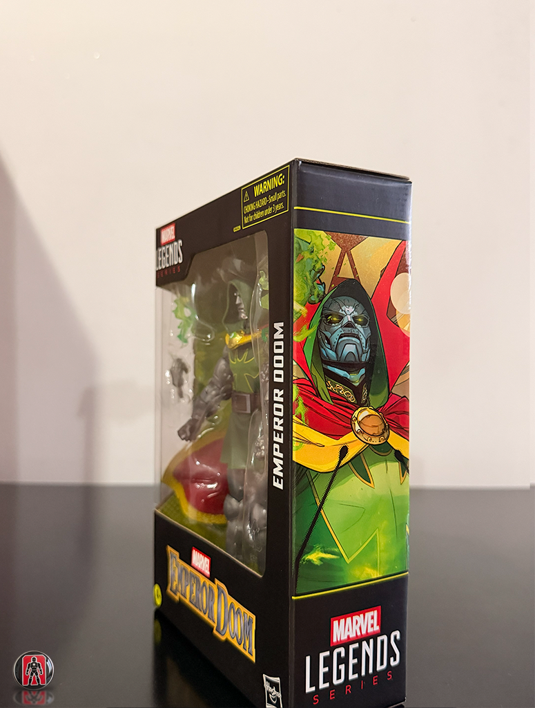 Figura del Emperador Doom – Marvel Legends: Los Cuatro Fantásticos: Un Mundo Bajo la Perdición